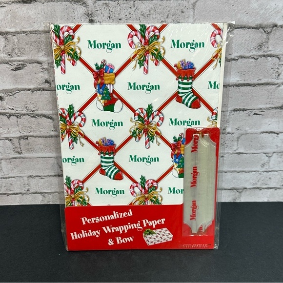 Holiday Red Christmas Wrapping Paper & Pull Bow Personalized MORGAN Stravina NOS - Picture 1 of 8